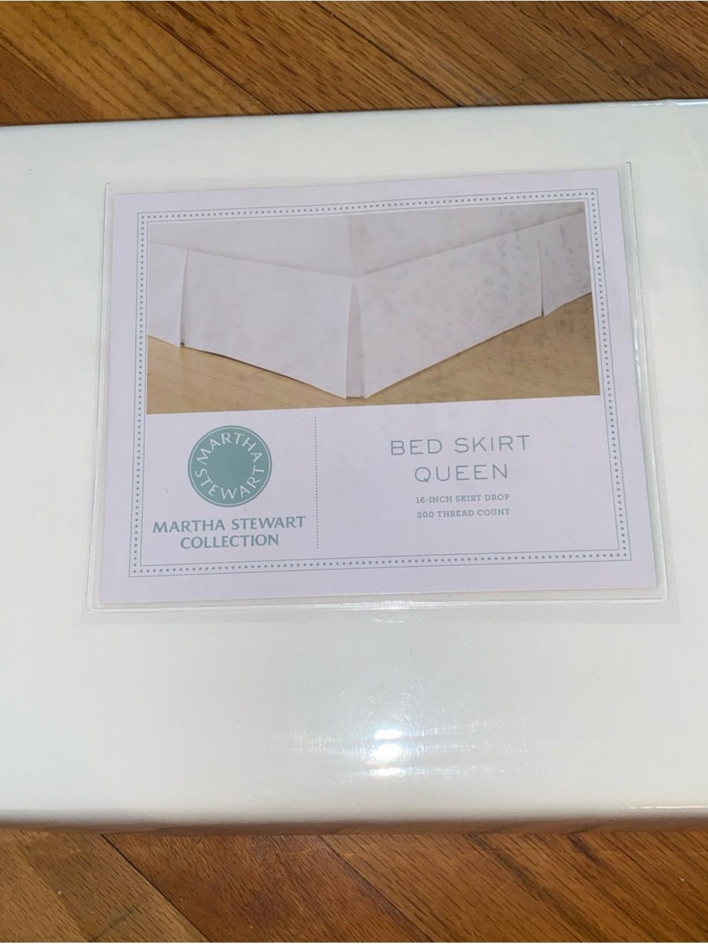 Martha Stewart Queen Bed Skirt 200 Thread Count  16” Drop White NIP